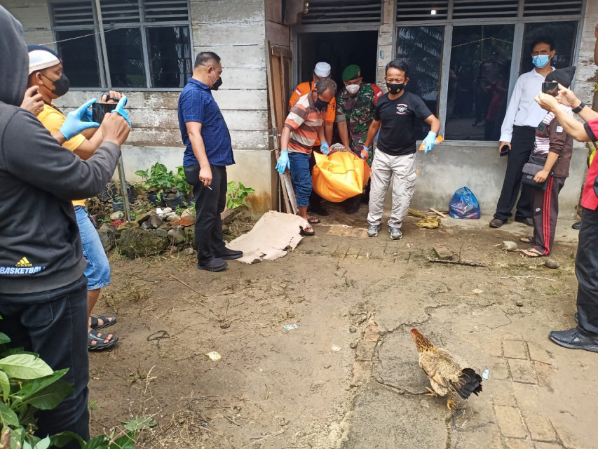 Polsek Tebingtinggi Lakukan Cek TKP Pasca Penemuan Mayat Edwin Warga Desa Binjai