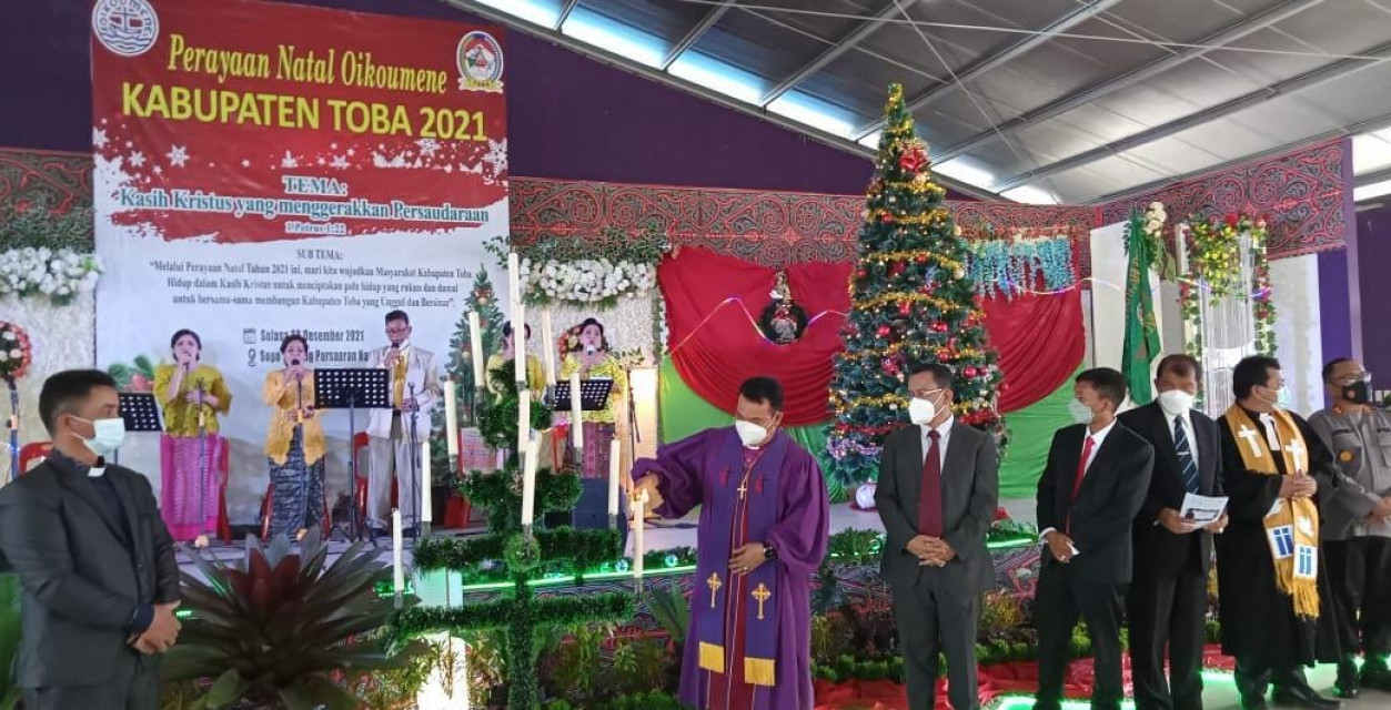 Perayaan Natal Oikumene Kabupaten Toba 2021 Berlangsung Khidmat