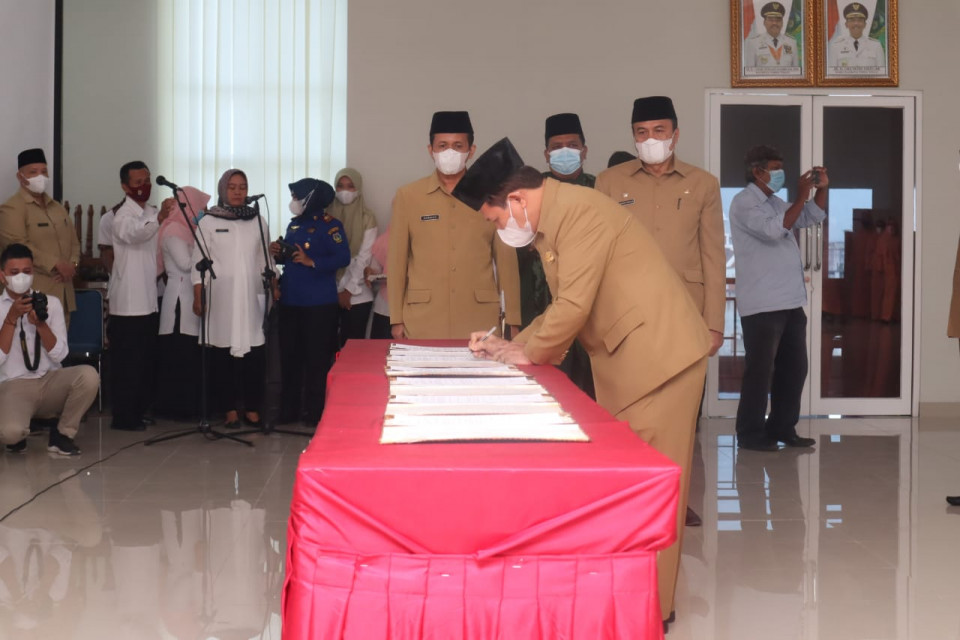 Sebelas Pejabat Pimpinan Tinggi Pratama Pemko Tebing Tinggi Dilantik