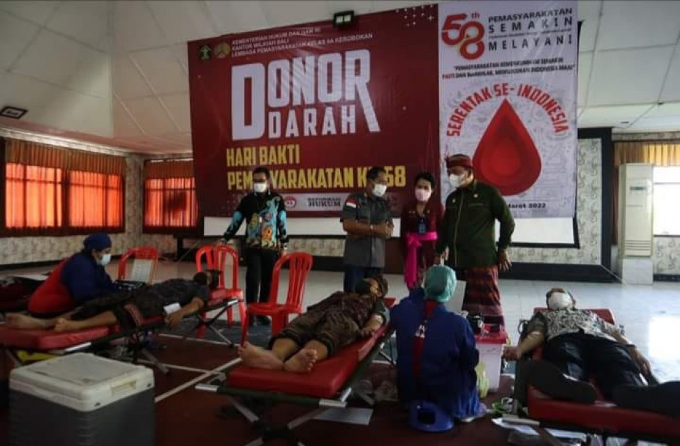 Meriahkan Hari Bhakti Pemasyarakatan, Lapas Kerobokan Giat Donor Darah