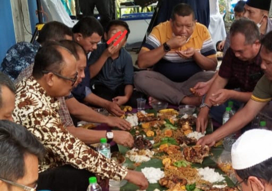 Buntut Sejumlah OPD Diduga Dikumpulkan, Beredar Foto Wabup Simalungun Menyantap Makanan