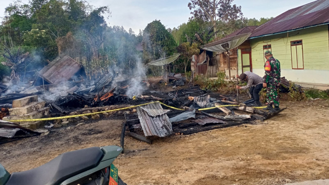 Satu Unit Rumah Terbakar, Aiptu W Baribing : Damkar Taput Tiba Setelah Bangunan Ludes Terbakar