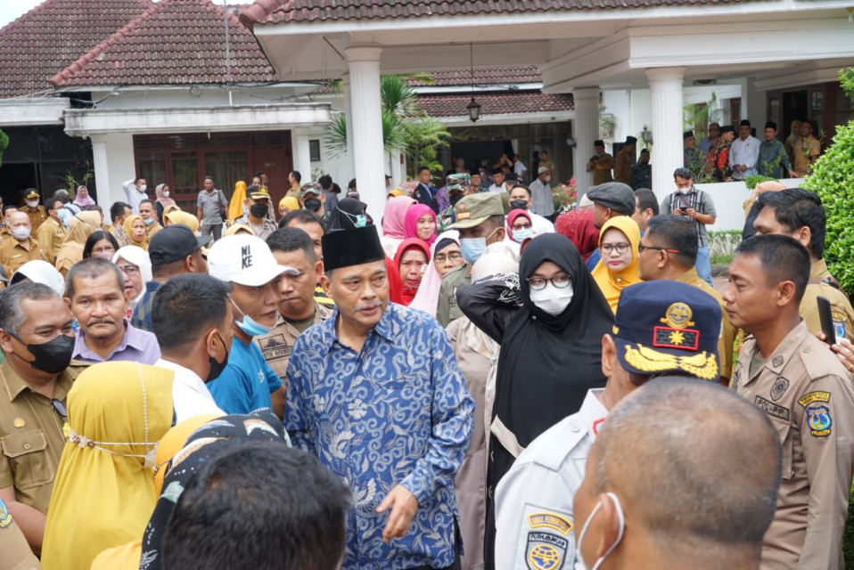 Pelepasan Walikota Tebingtinggi Umar Zunaidi Hasibuan dan Wakil Walikota Oki Doni Siregar Ditangisi Masyarakat