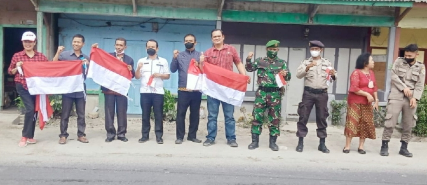 Gerakan 10 Juta Bendera Di Taput Dilaksanakan di Tiga Kecamatan