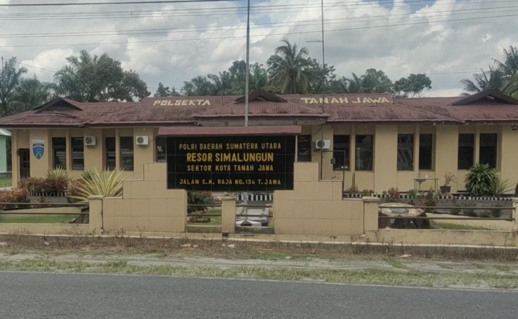 Kupon Judi Omset Ratusan Juta Bebas Dijual di Wilkum Polsek Tanah Jawa, Ini Bandarnya
