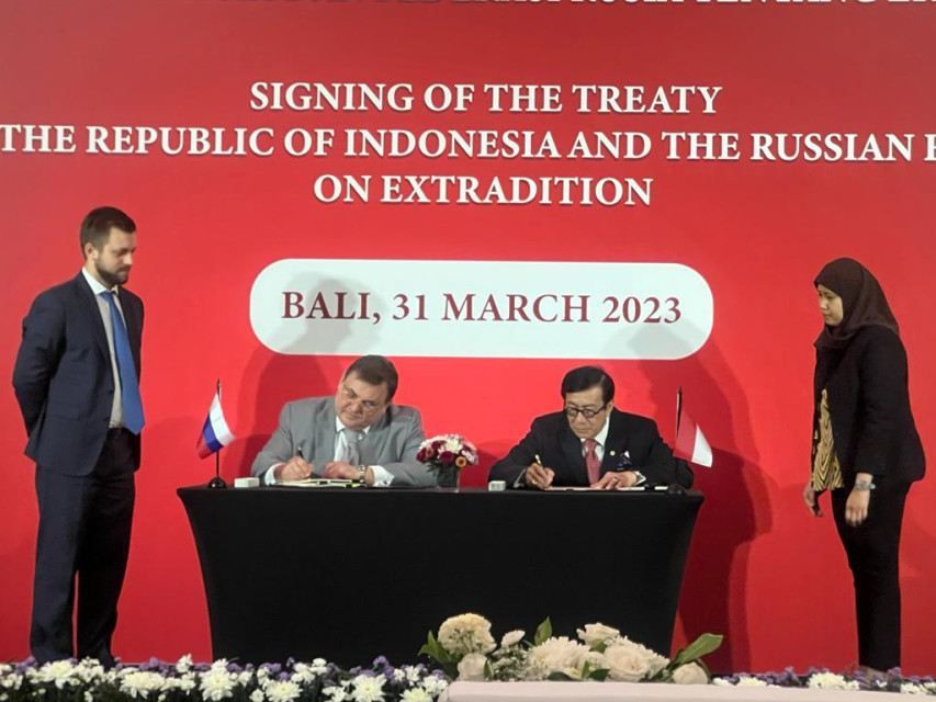 Yasonna Laoly Tandatangani Perjanjian Ekstradisi Indonesia dengan Rusia dalam Penegakan Hukum
