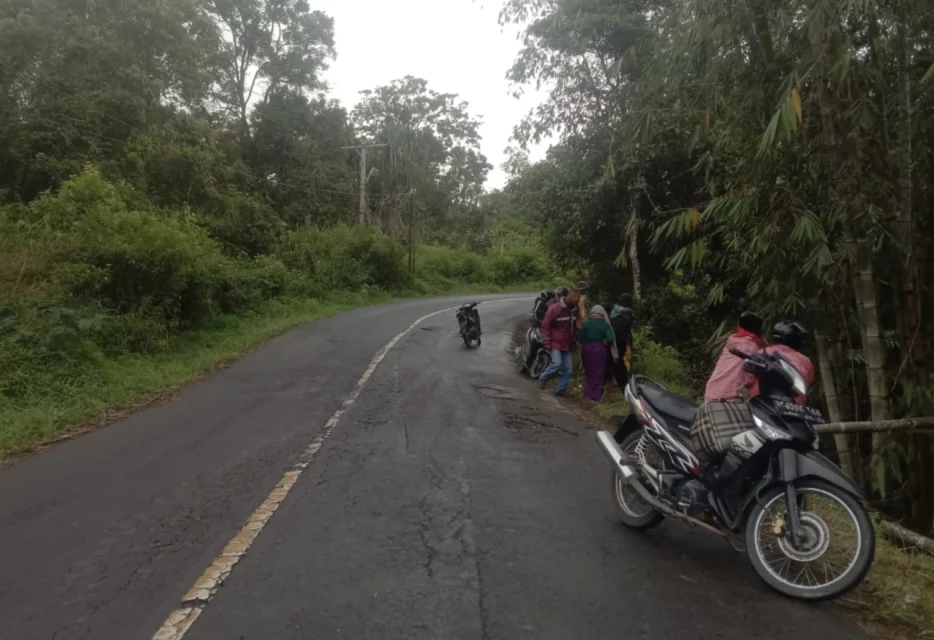 Hati hati Melintas di Haranggan Gotting, Silap Masuk Jurang