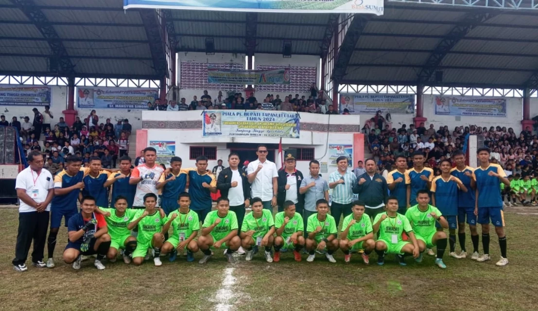 Ribuan Penonton Saksikan Final Turnamen Sepak Bola Pj Bupati Cup 2024