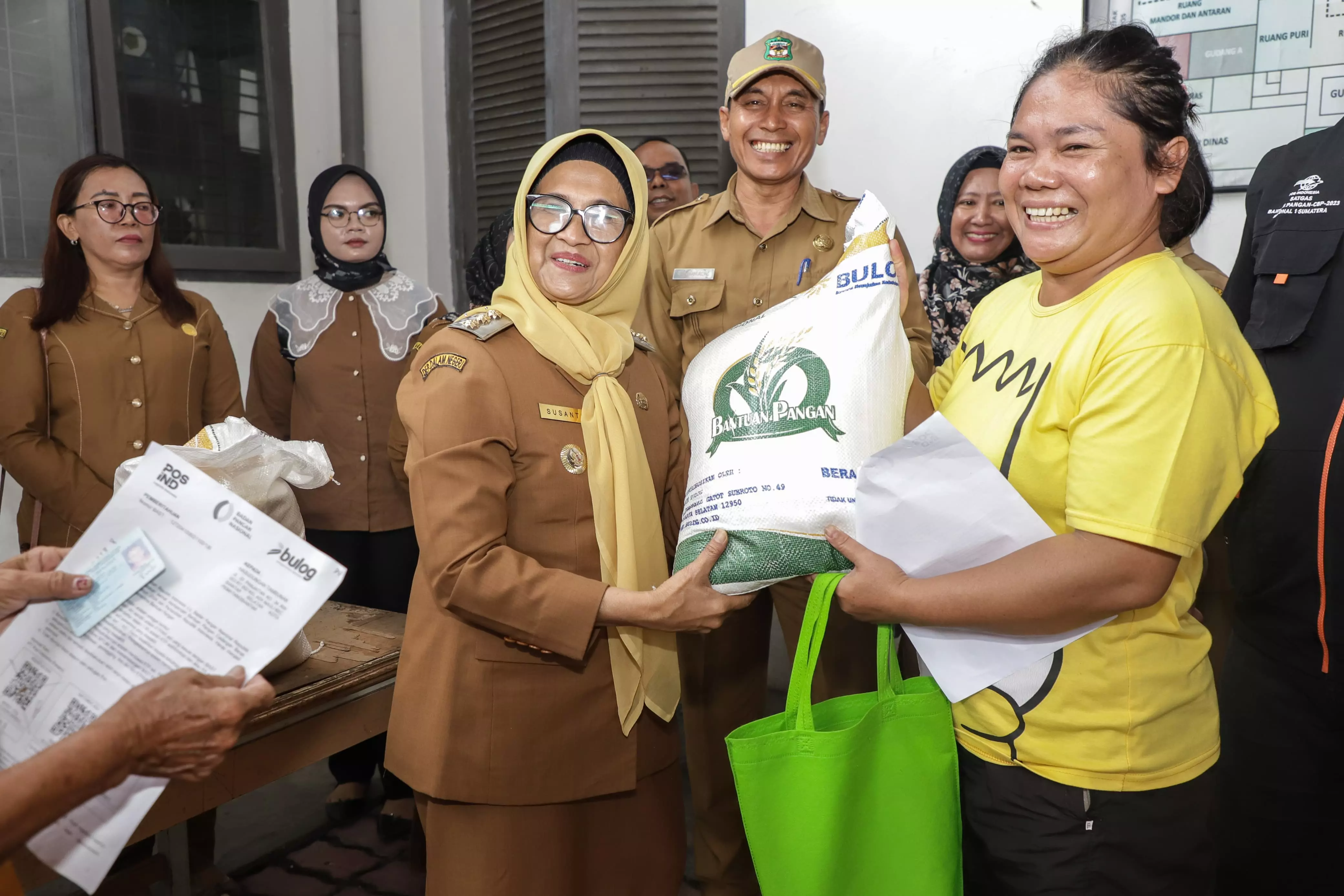 dr Susanti : Bantuan Pangan CBP disalurkan di Kantor Pos Cabang Pematangsiantar