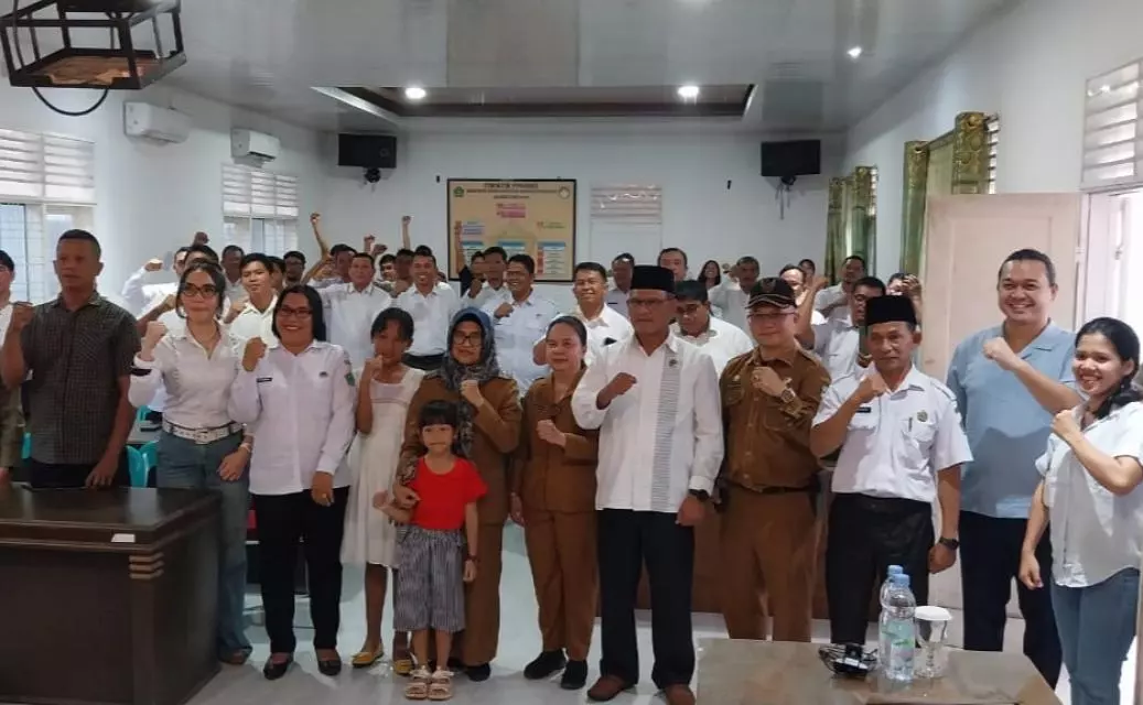 dr Susanti Berangkatkan Kontingen Pesta Paduan Suara Gerejawi