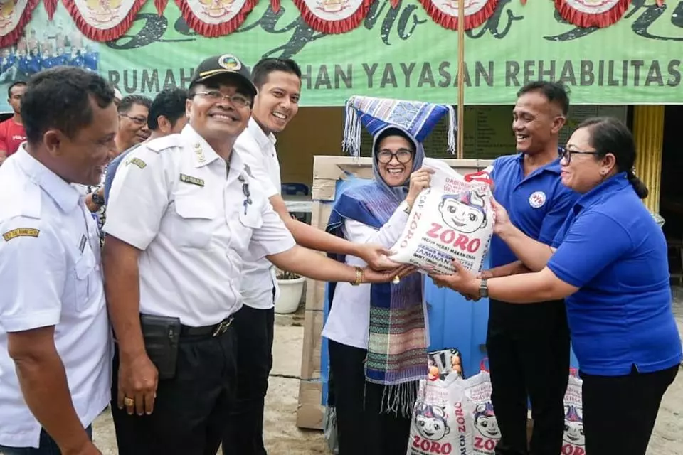 dr Susanti Bantu Yayasan Rehabilitasi Rindung