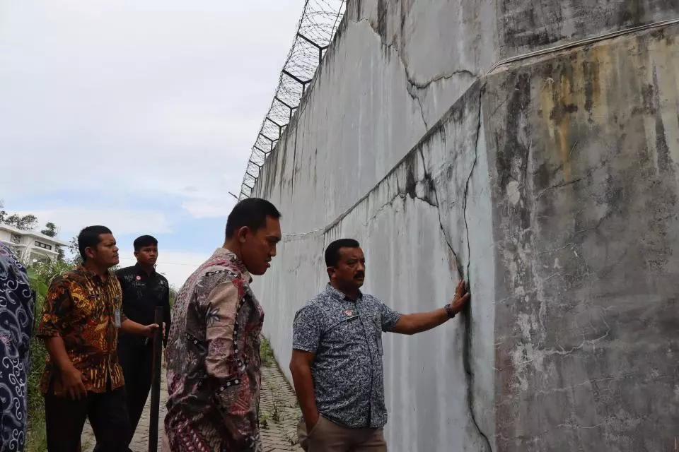 KPLP Lapas Narkotika Raya : Giat Patroli Dilakukan Mendeteksi Dini Ganguan Keamanan