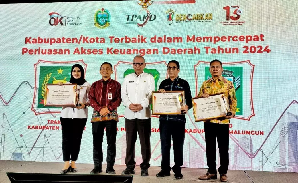 Pemkab Simalungun Terima Penghargaan TPAKD Tahun 2024